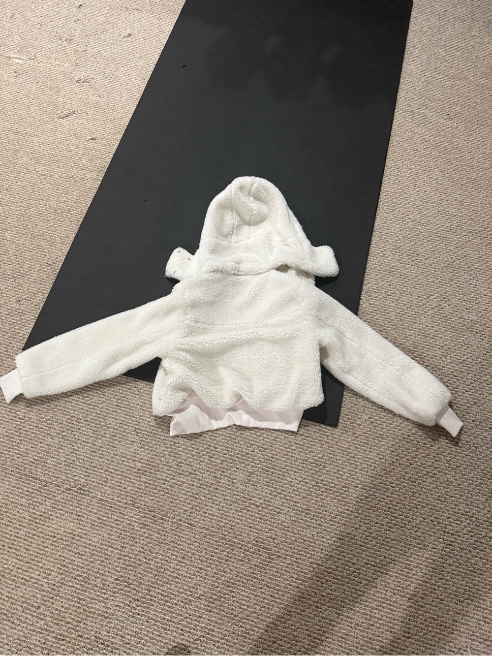 ALO Yoga Cream Sherpa Bomber Jacket with Hood - Picture 4 of 4